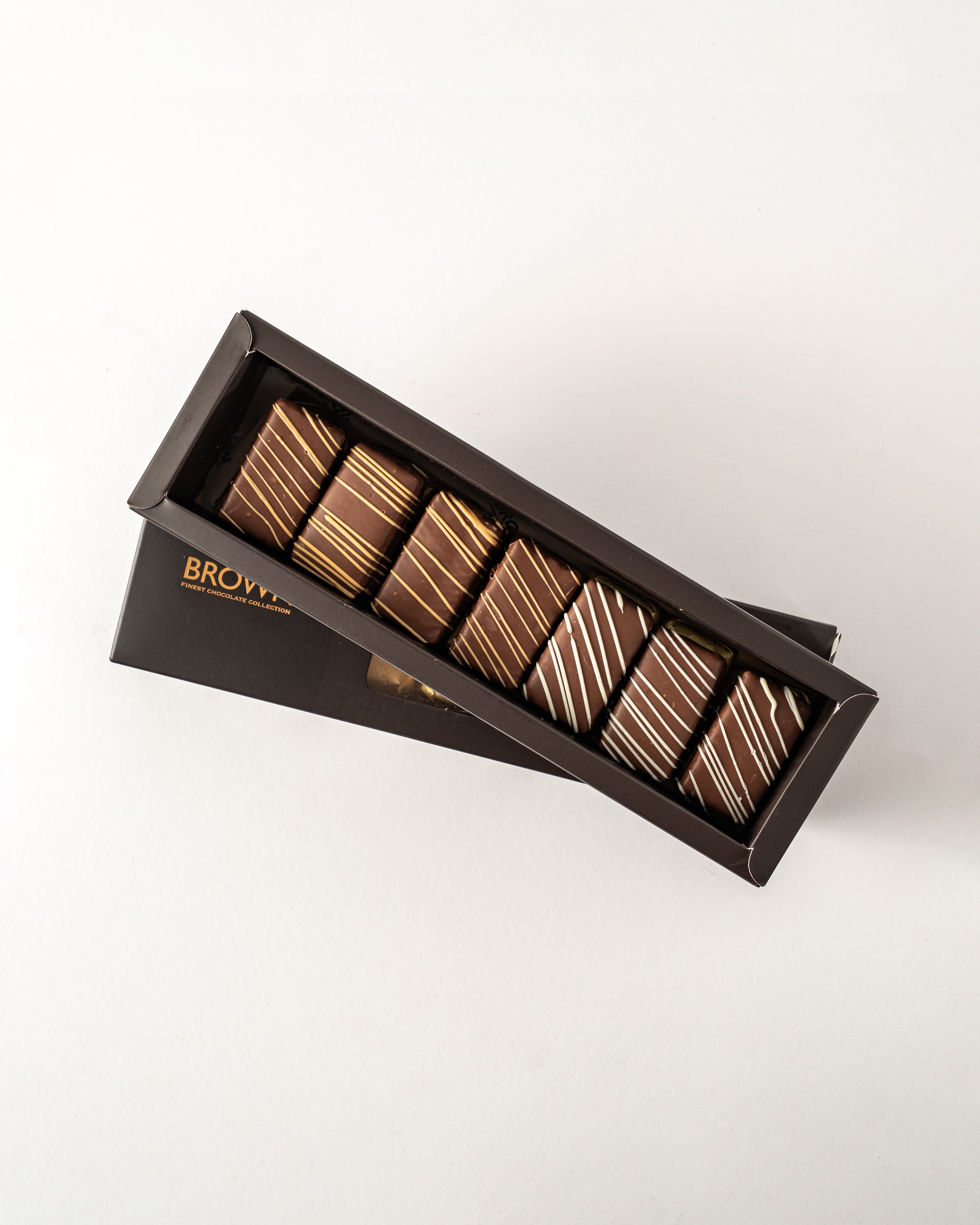 Nutty Wafer Drawer Small 280G – Brown Chocolate